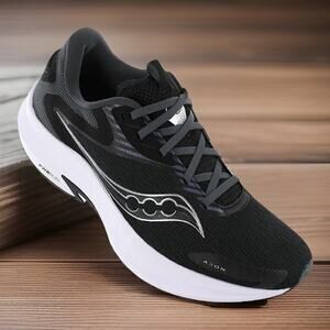 Saucony Running Race Shoes AXON NEW in BOX Mens Size 11 Fast Shipping